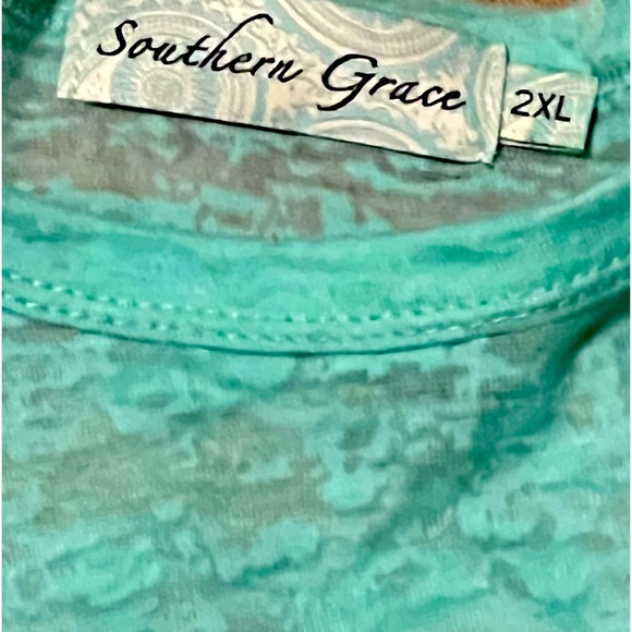 Southern Grace 2XL Raglan 3/4 length sleeve cross top - Picture 3 of 3